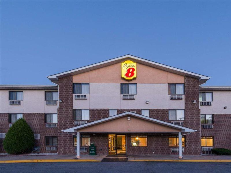 Отель Super 8 By Wyndham Фронт-Ройал Экстерьер фото